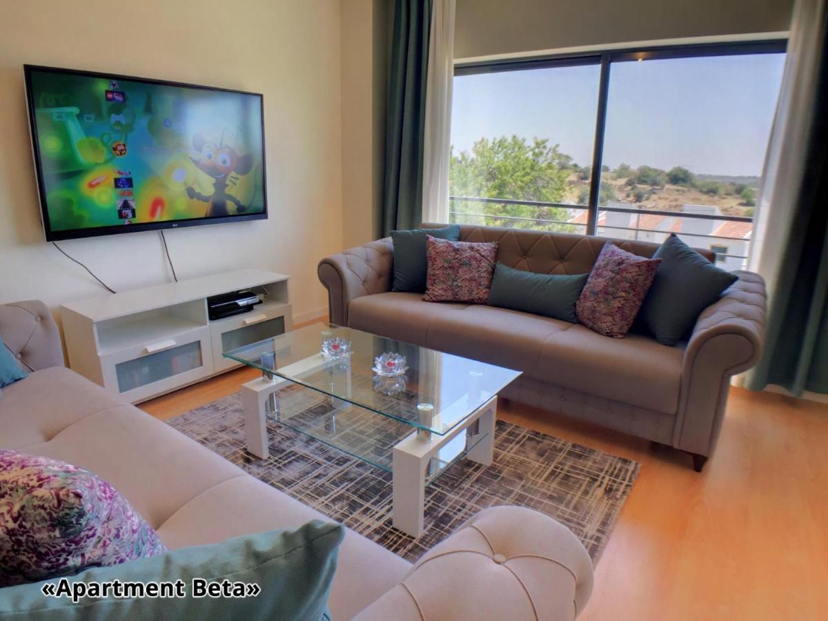 Apartment Beta - 2 Bedrooms, Private Rooftop Patio With Hot Tub, Bbq And View Феррагуду Экстерьер фото