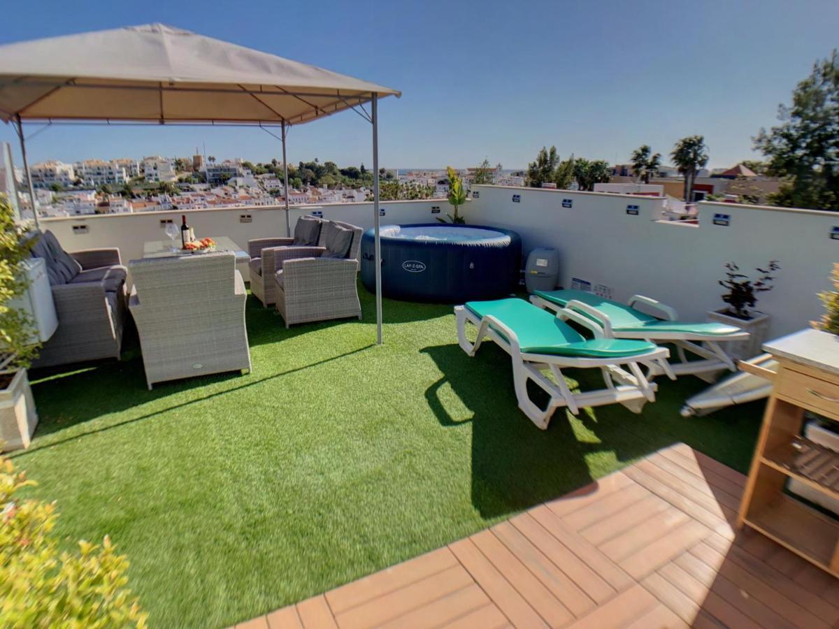 Apartment Beta - 2 Bedrooms, Private Rooftop Patio With Hot Tub, Bbq And View Феррагуду Экстерьер фото