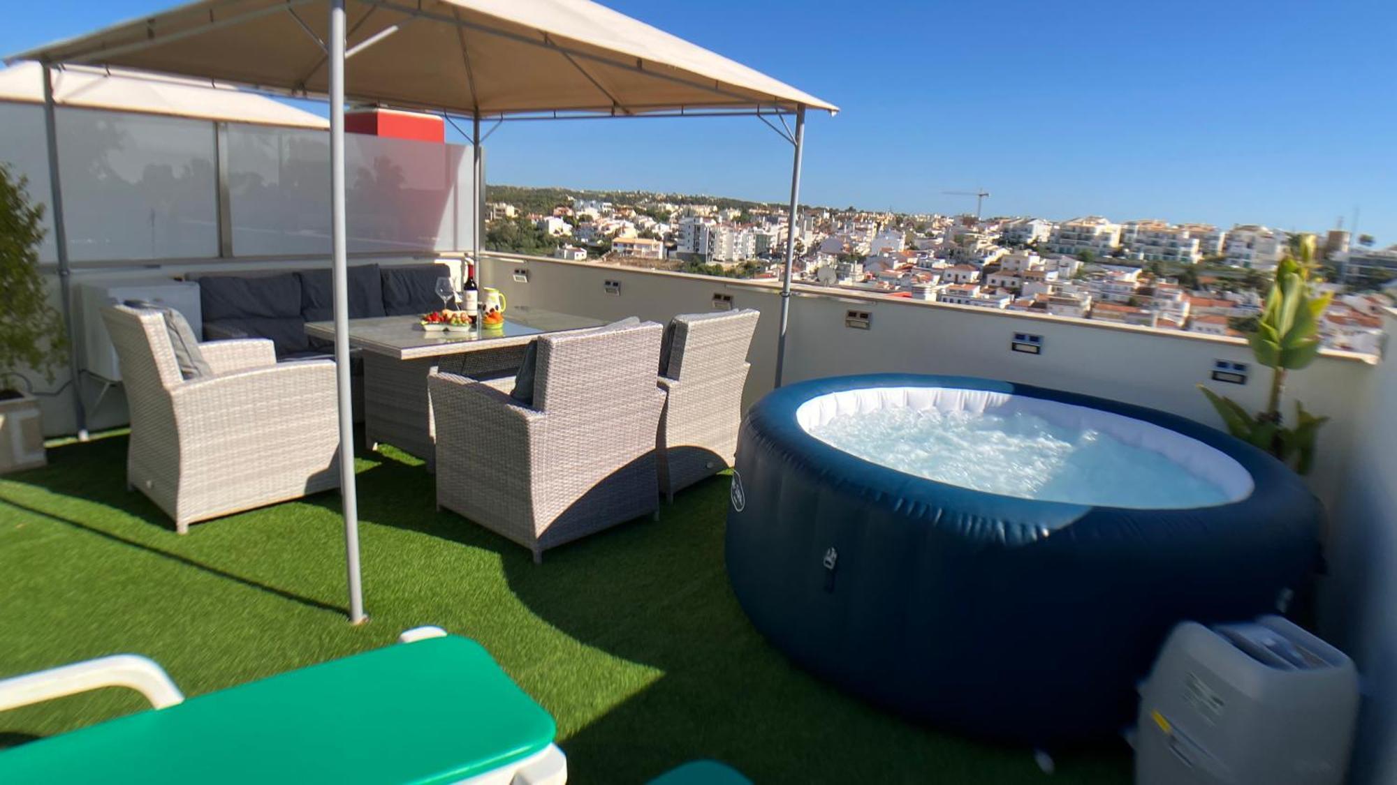 Apartment Beta - 2 Bedrooms, Private Rooftop Patio With Hot Tub, Bbq And View Феррагуду Экстерьер фото